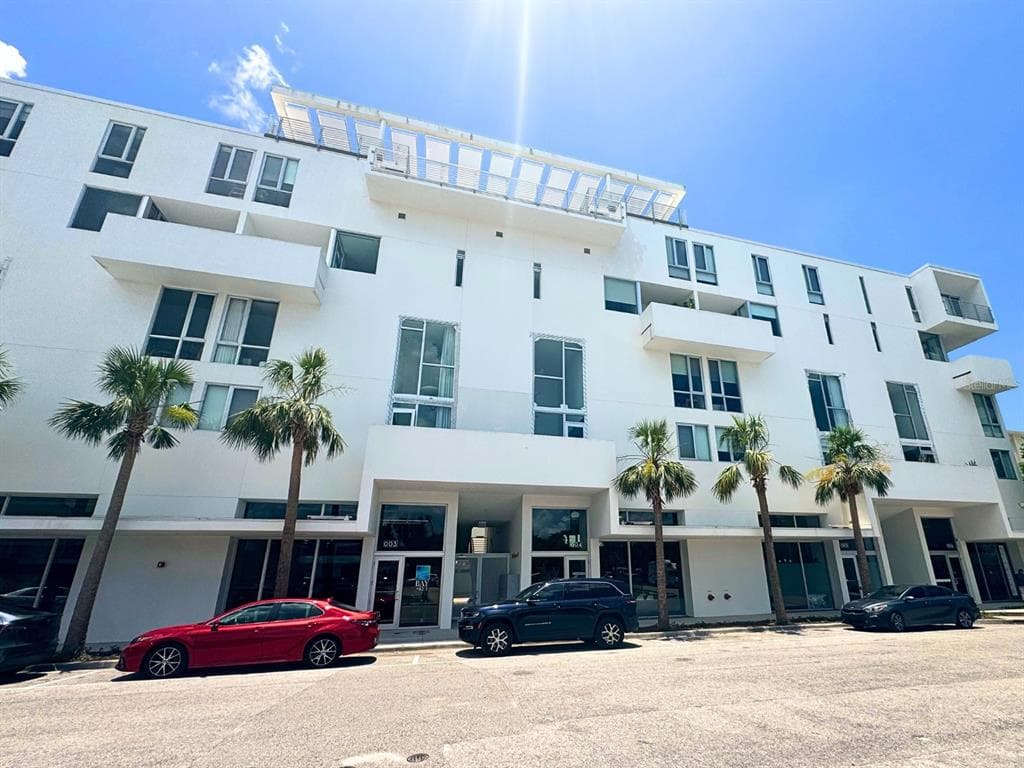 1350 5TH STREET UNIT 205 SARASOTA, FL 34236