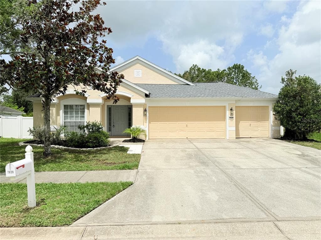 7839 BLACKHILL STREET WESLEY CHAPEL, FL 33545