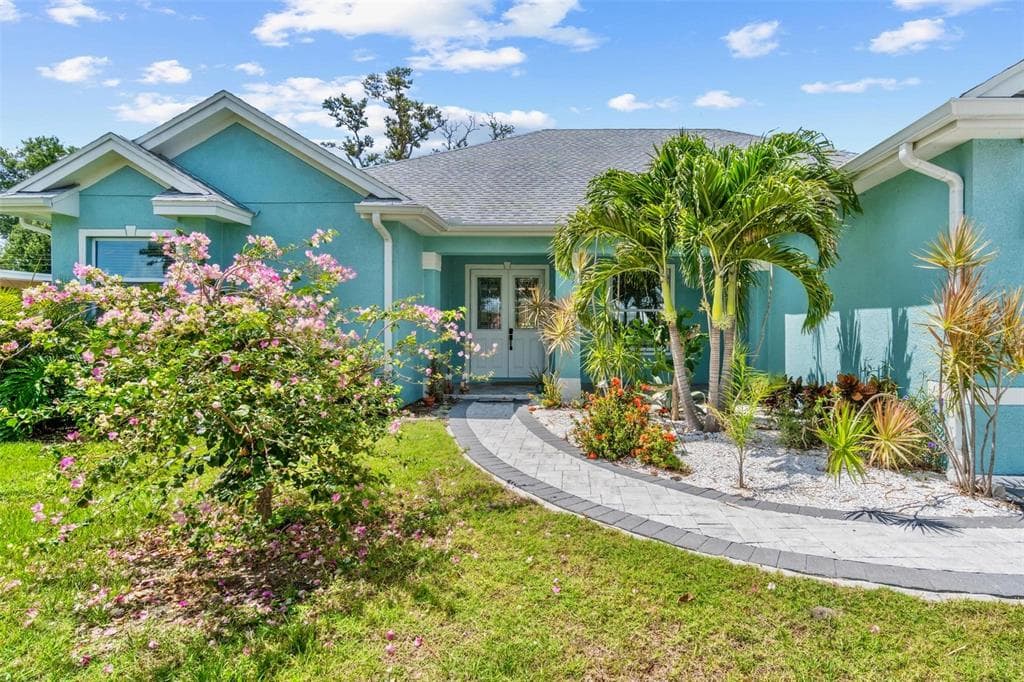 716 LAUREL AVENUE VENICE, FL 34285