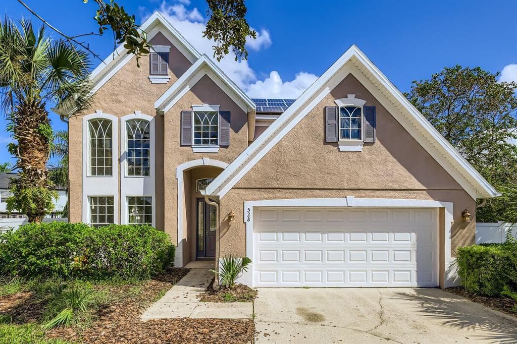 528 HERRING GULL COURT OCOEE, FL 34761