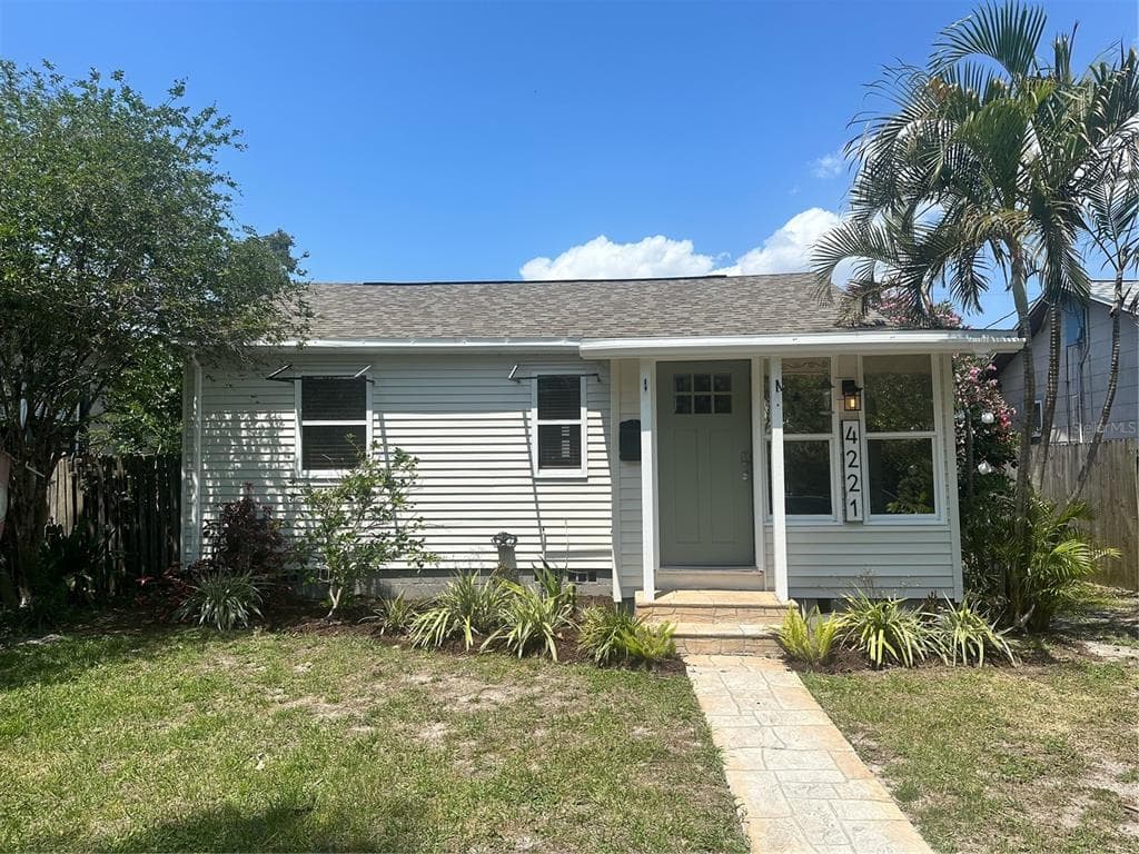 4221 BURLINGTON AVENUE N ST PETERSBURG, FL 33713