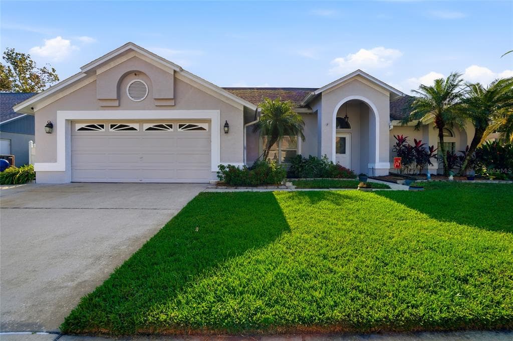 28390 OPENFIELD LOOP WESLEY CHAPEL, FL 33543