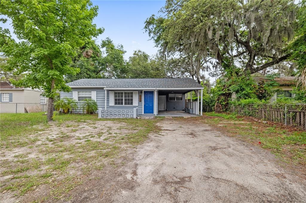 2204 E IDLEWILD AVENUE TAMPA, FL 33610