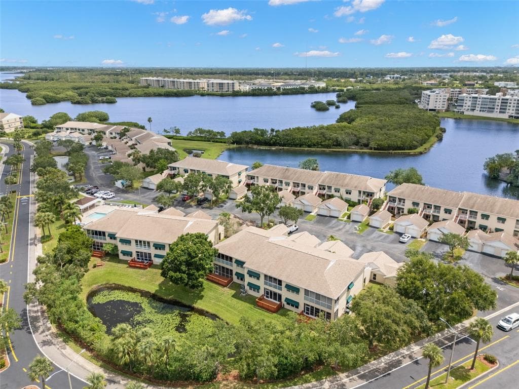 6330 99TH WAY N UNIT 14B SEMINOLE, FL 33708