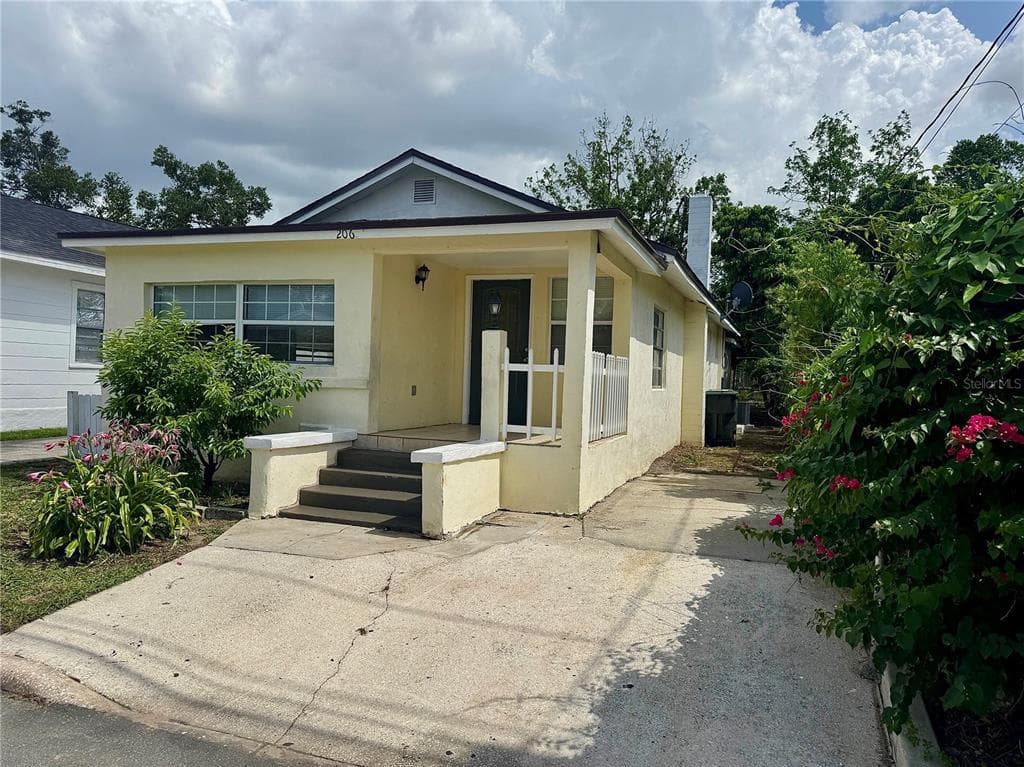 206 W 9TH STREET
