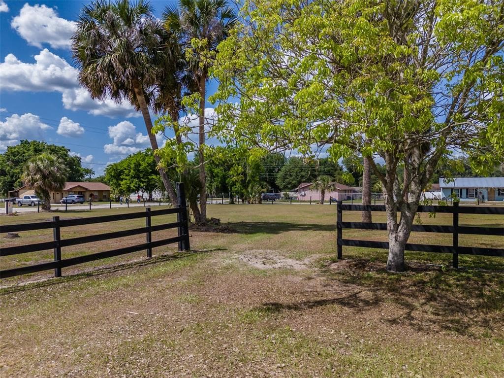4145 WILLIS ROAD MULBERRY, FL 33860