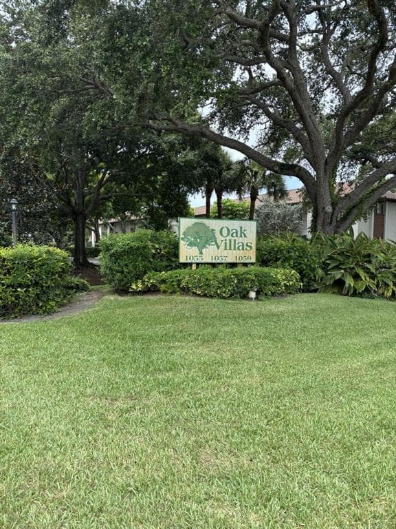 1055 6TH AVENUE UNIT A11 VERO BEACH, FL 32960