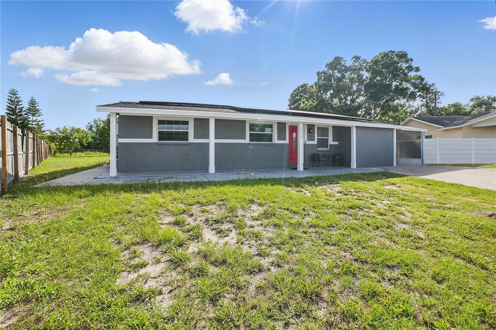 2419 WISHING WELL WAY TAMPA, FL 33619