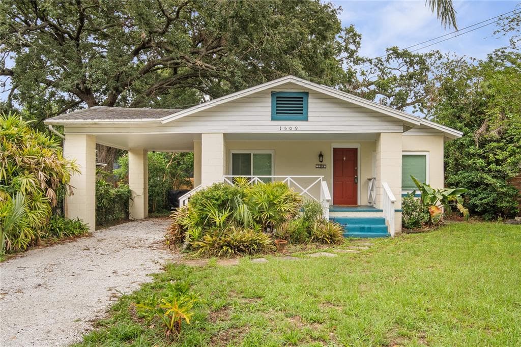 1509 HILLSIDE DRIVE TAMPA, FL 33610
