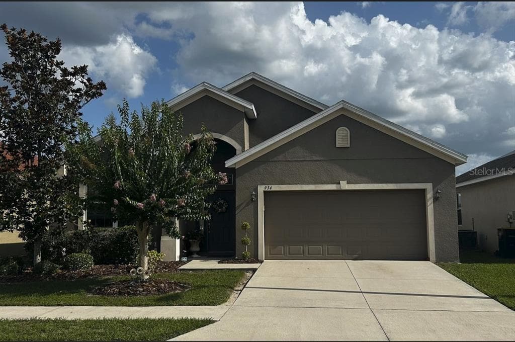 934 KRENSON WOODS ROAD LAKELAND, FL 33813