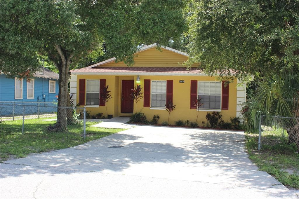 3910 N HIGHLAND AVENUE TAMPA, FL 33603