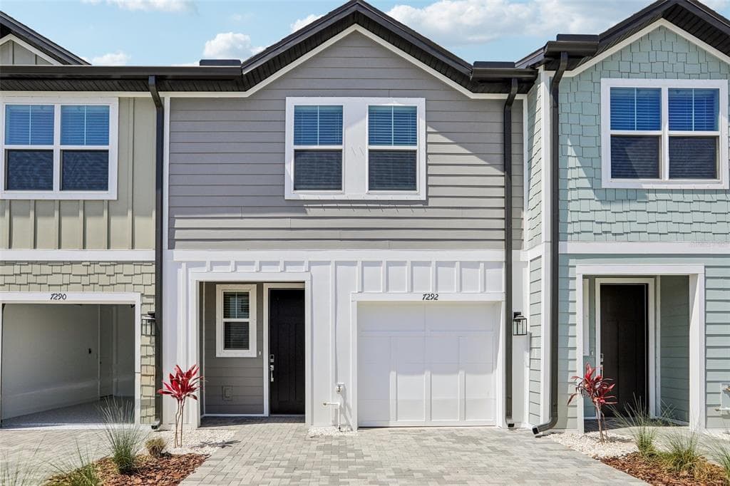 7292 DEER VALLEY CIRCLE TAMPA, FL 33635