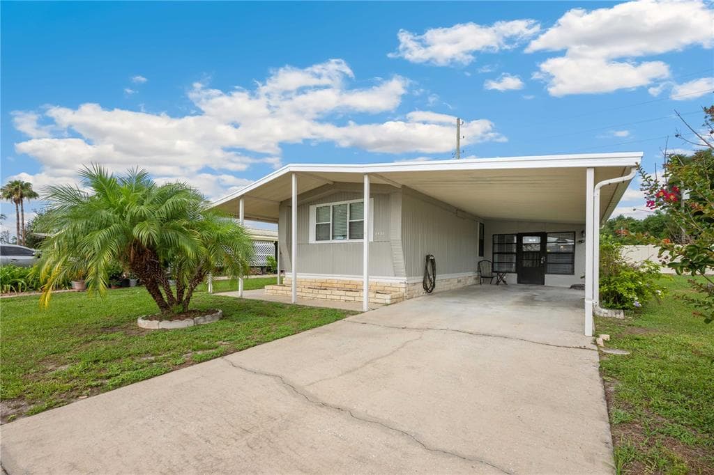 5451 ANTIGUA DRIVE ZEPHYRHILLS, FL 33541