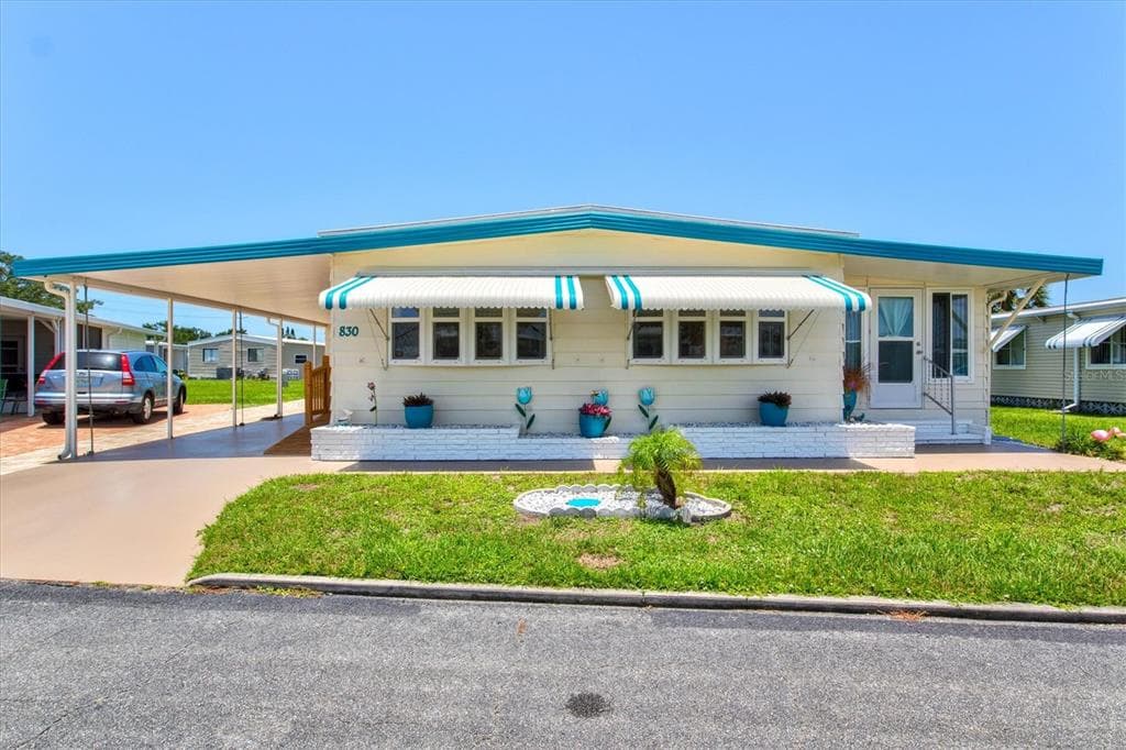 830 TRENTO DRIVE VENICE, FL 34285