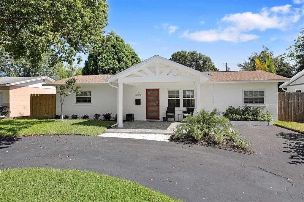 4229 7TH AVENUE N ST PETERSBURG, FL 33713