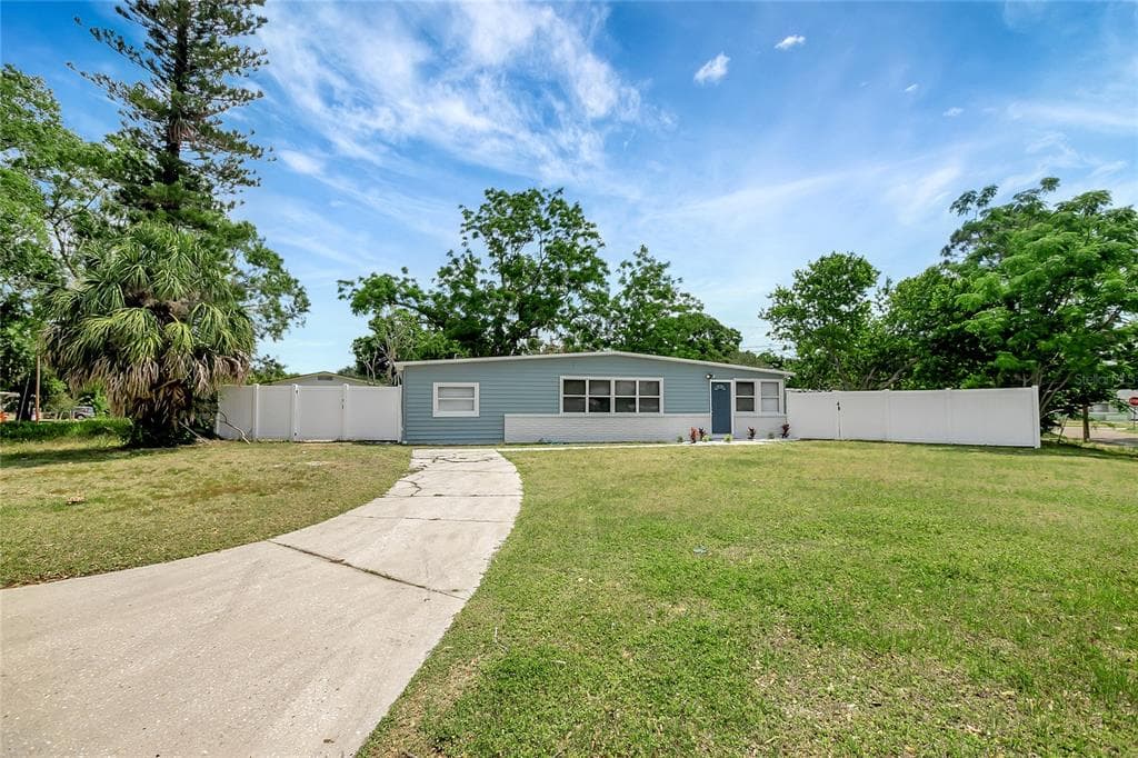6601 13TH STREET N ST PETERSBURG, FL 33702