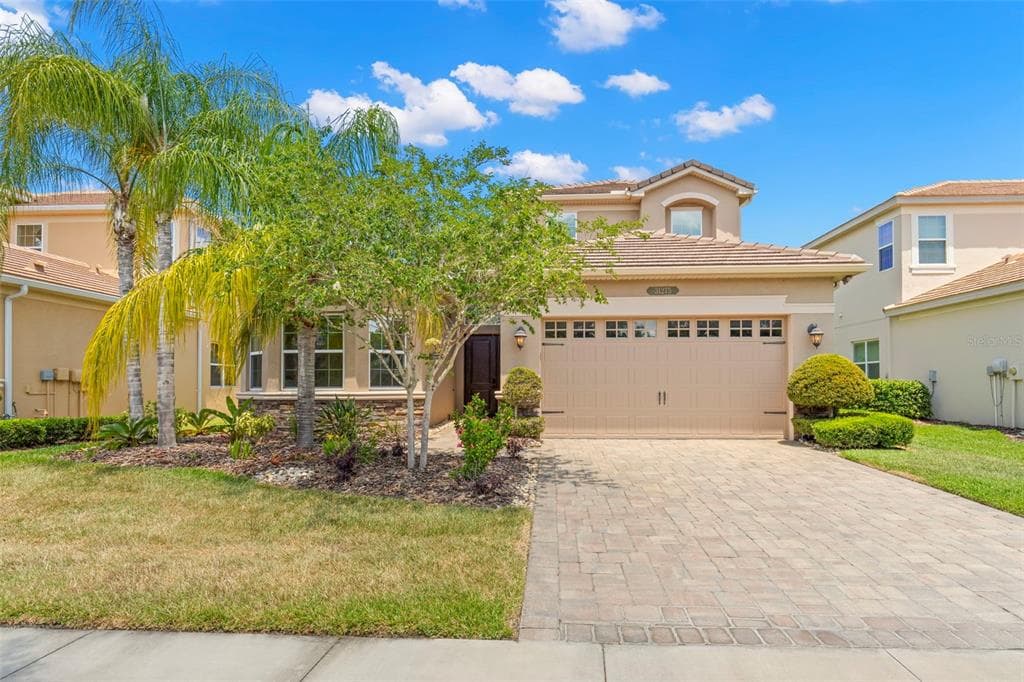 31275 SPRUCEBERRY COURT WESLEY CHAPEL, FL 33543