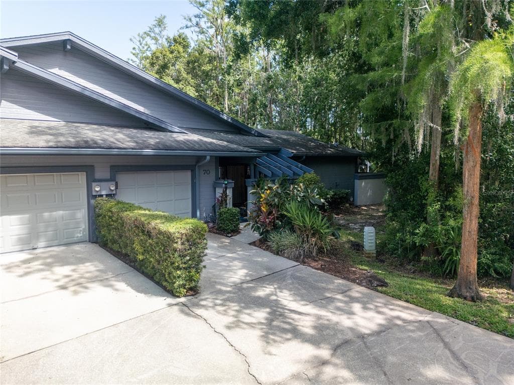 70 MORNING DOVE PLACE OLDSMAR, FL 34677