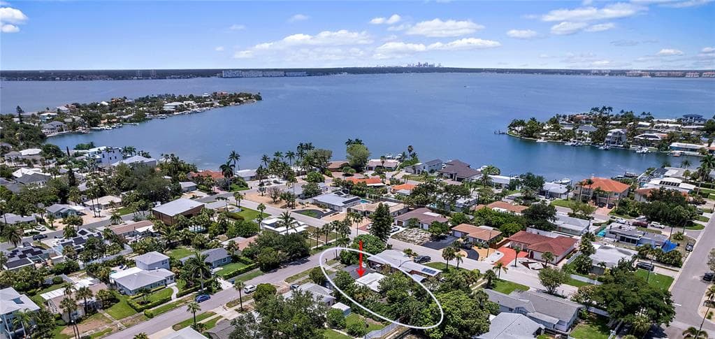 257 43RD AVENUE ST PETE BEACH, FL 33706
