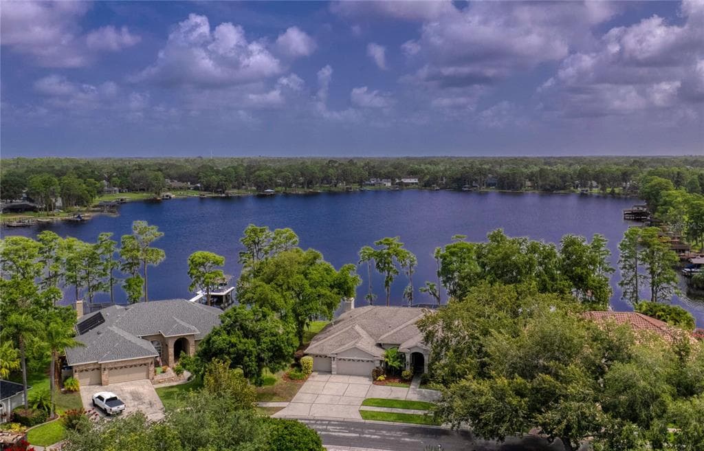 15012 MAURINE COVE LANE ODESSA, FL 33556