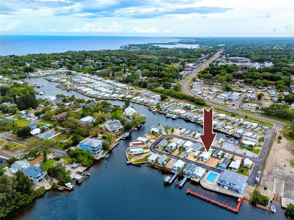 2011 KETCH CIRCLE PALM HARBOR, FL 34683