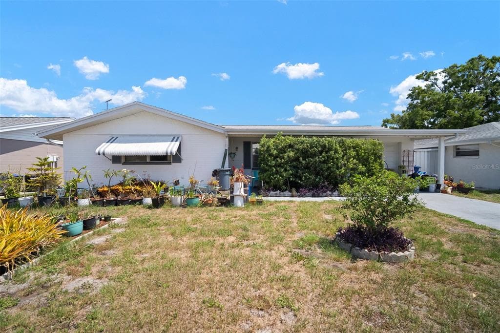 7415 INGLESIDE DRIVE PORT RICHEY, FL 34668
