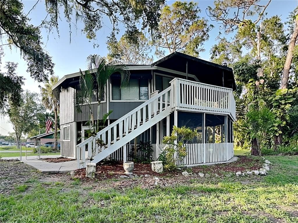 903 HAGLE PARK ROAD BRADENTON, FL 34212