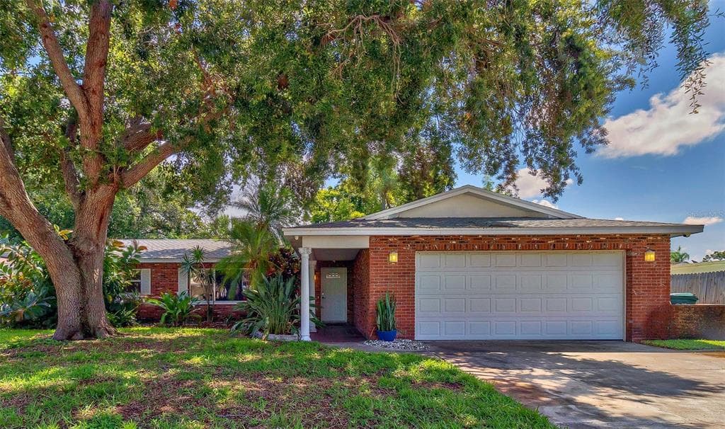 13029 111TH LANE LARGO, FL 33778