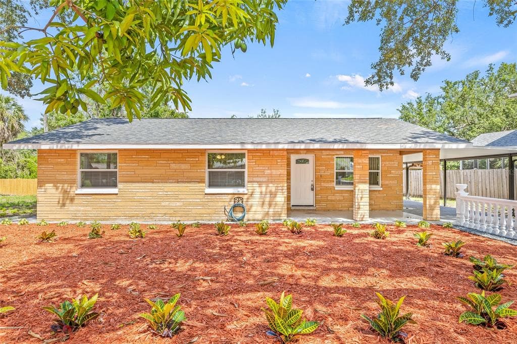 6807 RIVER ROAD TAMPA, FL 33615