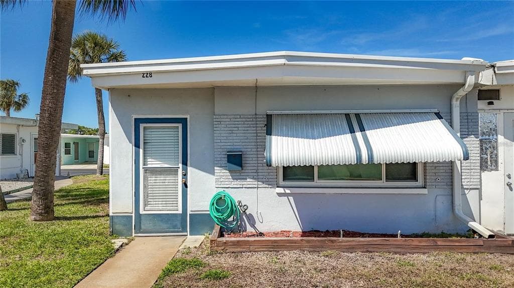 250 ROSERY ROAD NW UNIT 228 LARGO, FL 33770