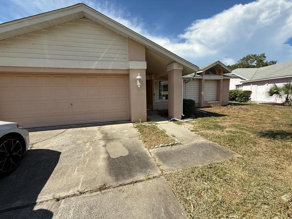 8635 BRAXTON DRIVE HUDSON, FL 34667