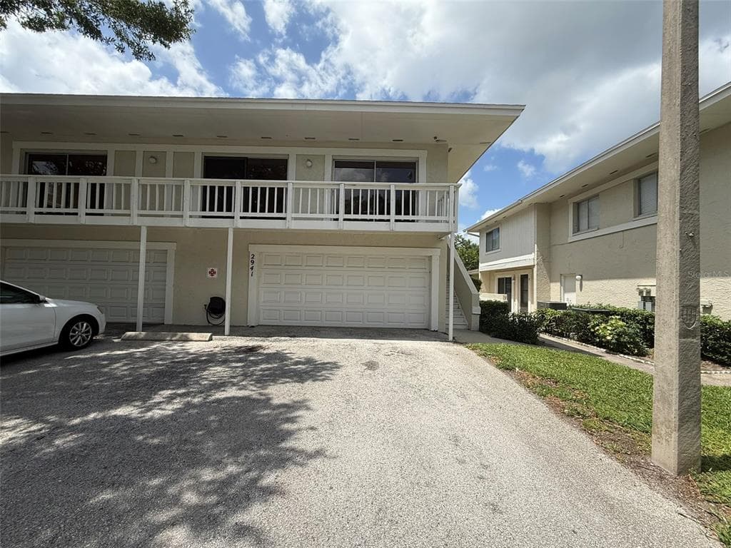 2941 BOUGH AVENUE UNIT D CLEARWATER, FL 33760