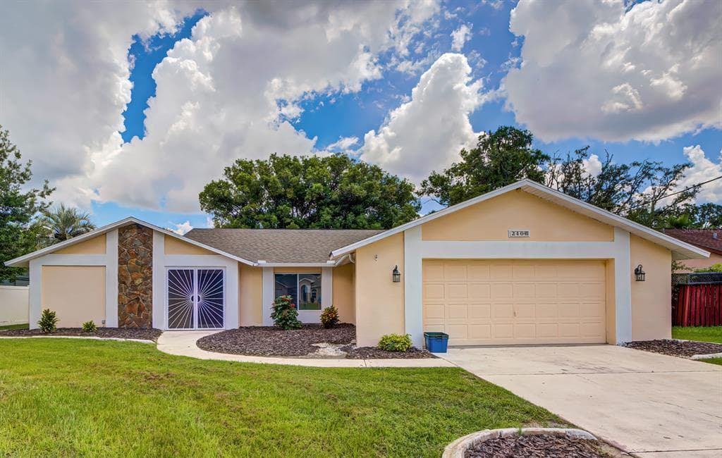 2406 APPIAN AVENUE SPRING HILL, FL 34608