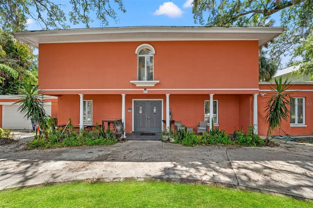 817 S WEST SHORE BOULEVARD TAMPA, FL 33609