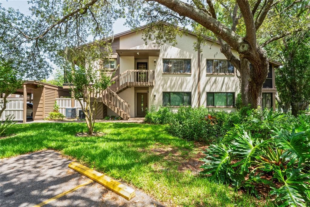 13009 WEDGEWOOD WAY UNIT 63-D HUDSON, FL 34667