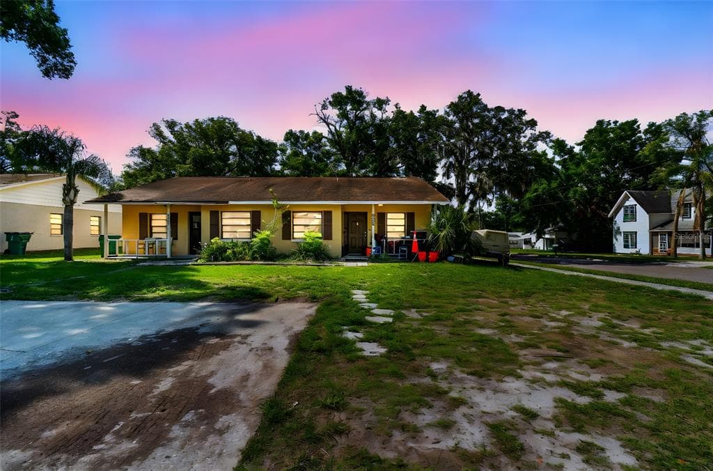 38602 2ND AVENUE ZEPHYRHILLS, FL 33542