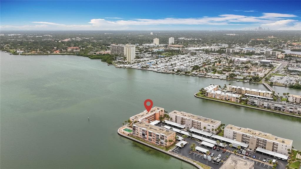 7665 SUN ISLAND DRIVE UNIT 206 SOUTH PASADENA, FL 33707