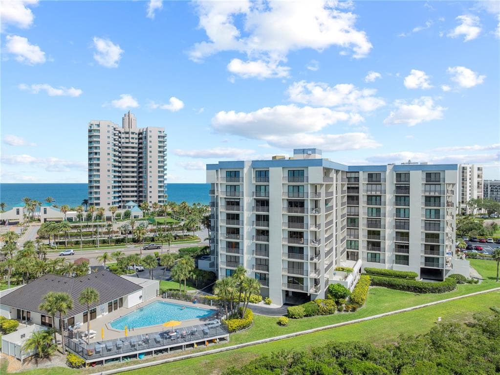 1501 GULF BOULEVARD UNIT 201 CLEARWATER BEACH, FL 33767
