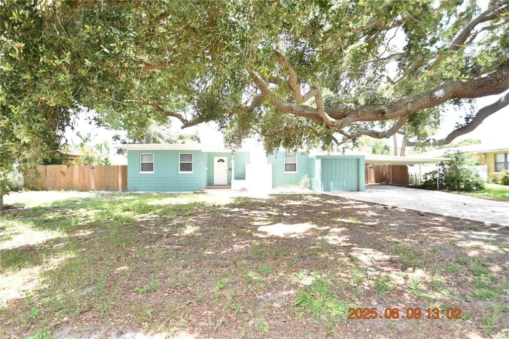 5325 4TH STREET S ST PETERSBURG, FL 33705