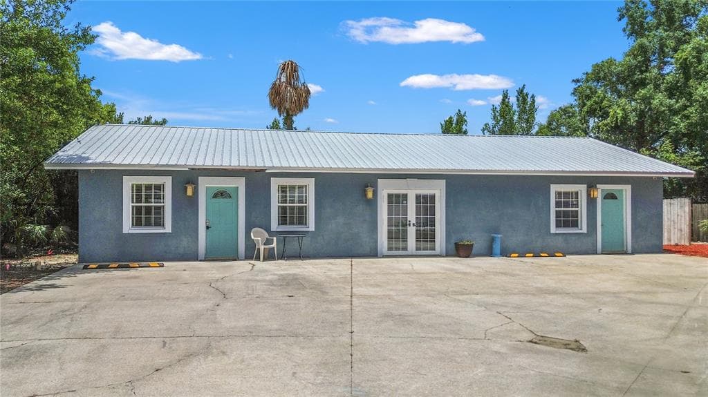 6517 DIMARCO ROAD UNIT 3 TAMPA, FL 33634