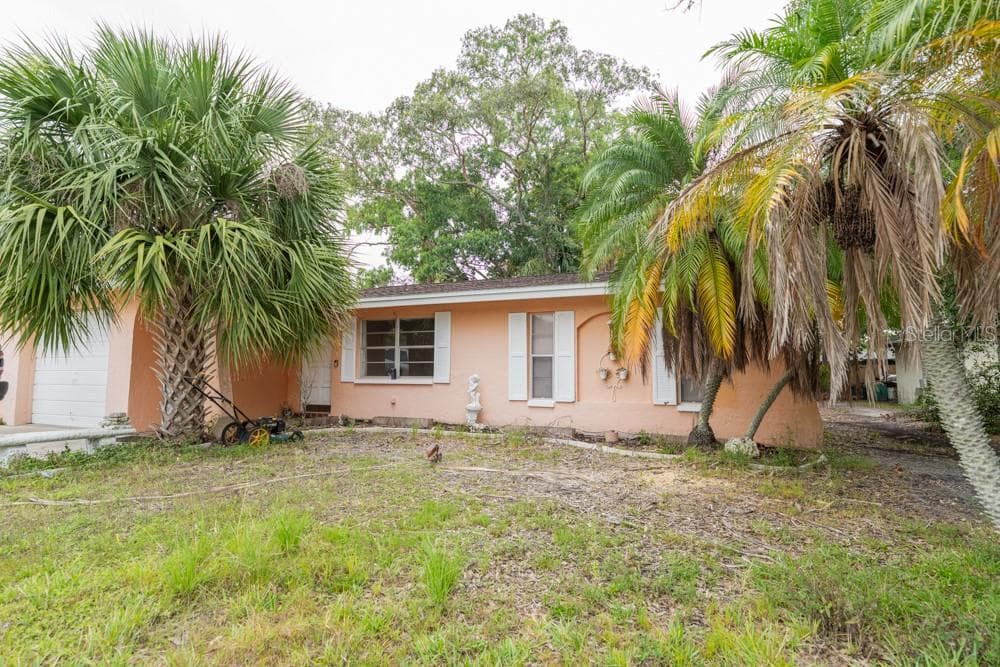 1808 ELMWOOD DRIVE