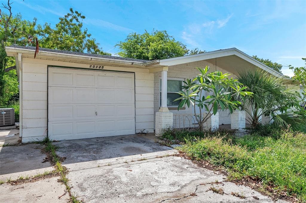 10125 CHERRY CREEK LANE PORT RICHEY, FL 34668