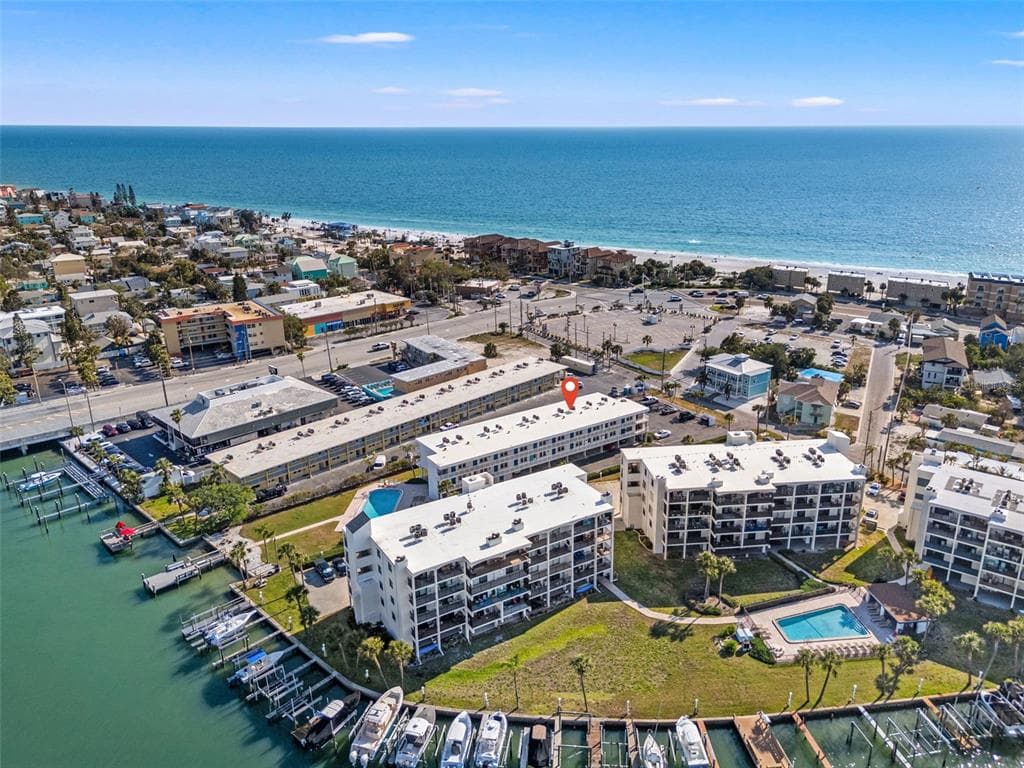 9755 HARRELL AVENUE UNIT 101 TREASURE ISLAND, FL 33706