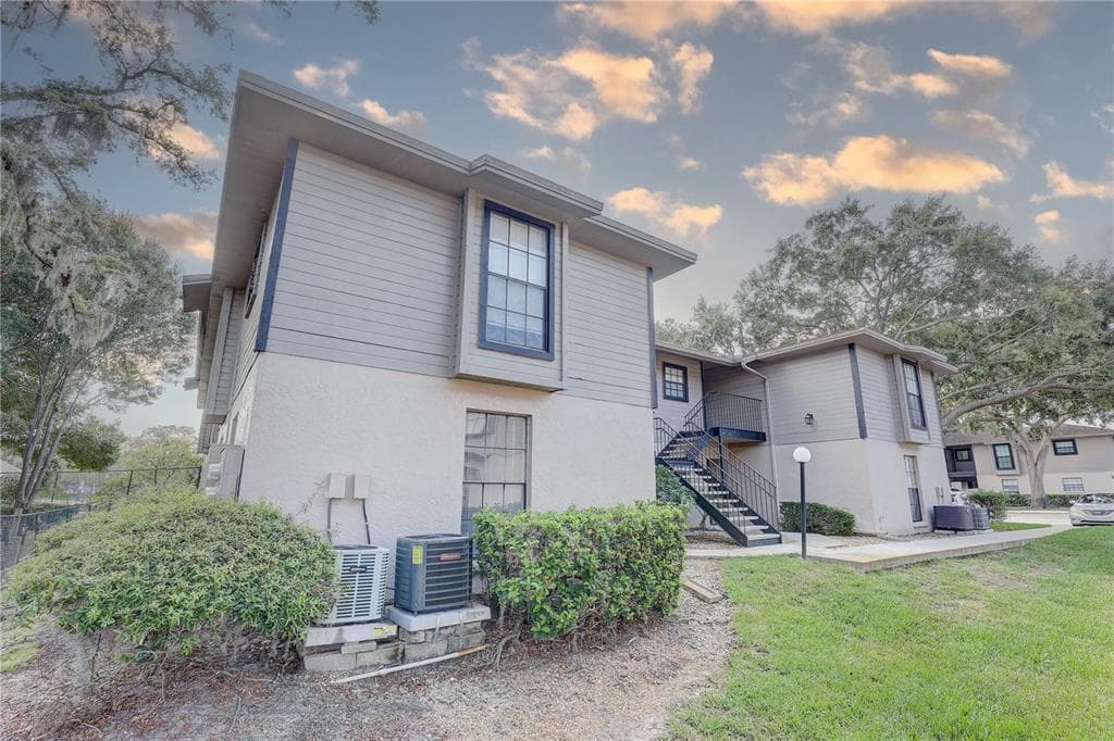 4014 ASHFORD GREEN PLACE UNIT G103 TAMPA, FL 33613