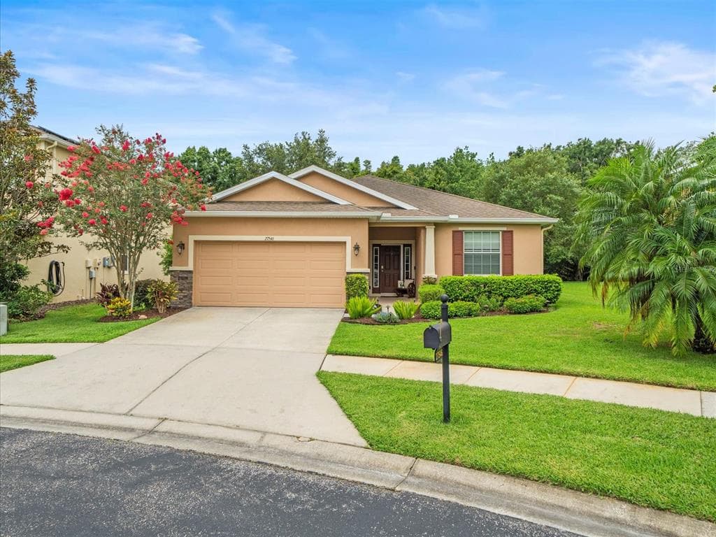 27546 STONECREEK WAY WESLEY CHAPEL, FL 33544