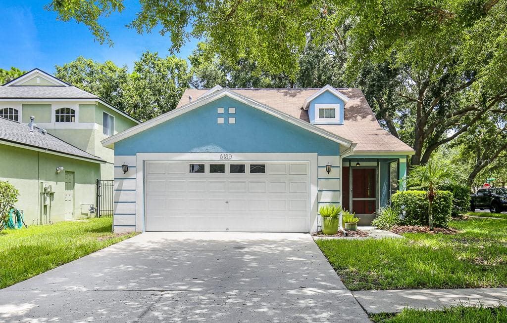6180 SKYLARKCREST DRIVE LITHIA, FL 33547