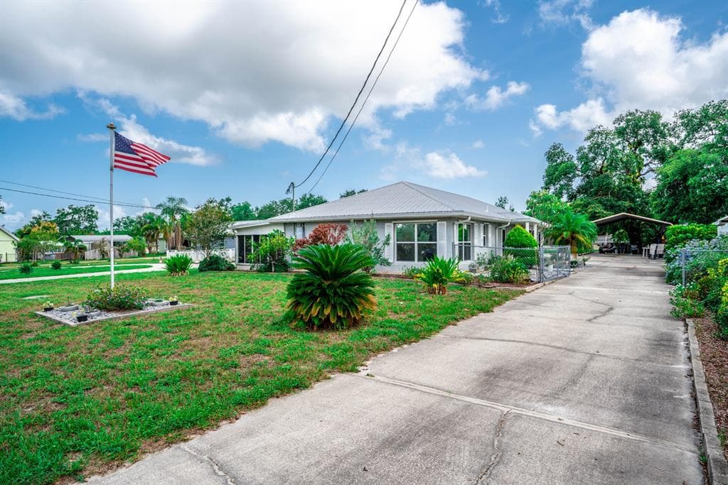 2060 SAFFOLD PARK DRIVE RUSKIN, FL 33570