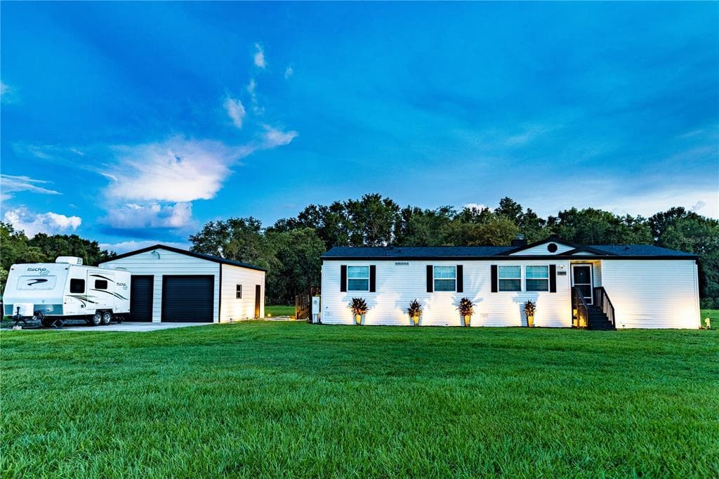 3809 BARBARA LEE COVE PLANT CITY, FL 33565
