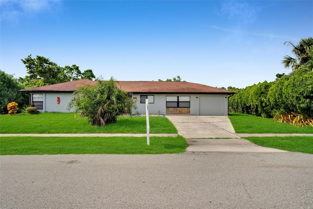 1321 FRIZZELL LANE NW PORT CHARLOTTE, FL 33948