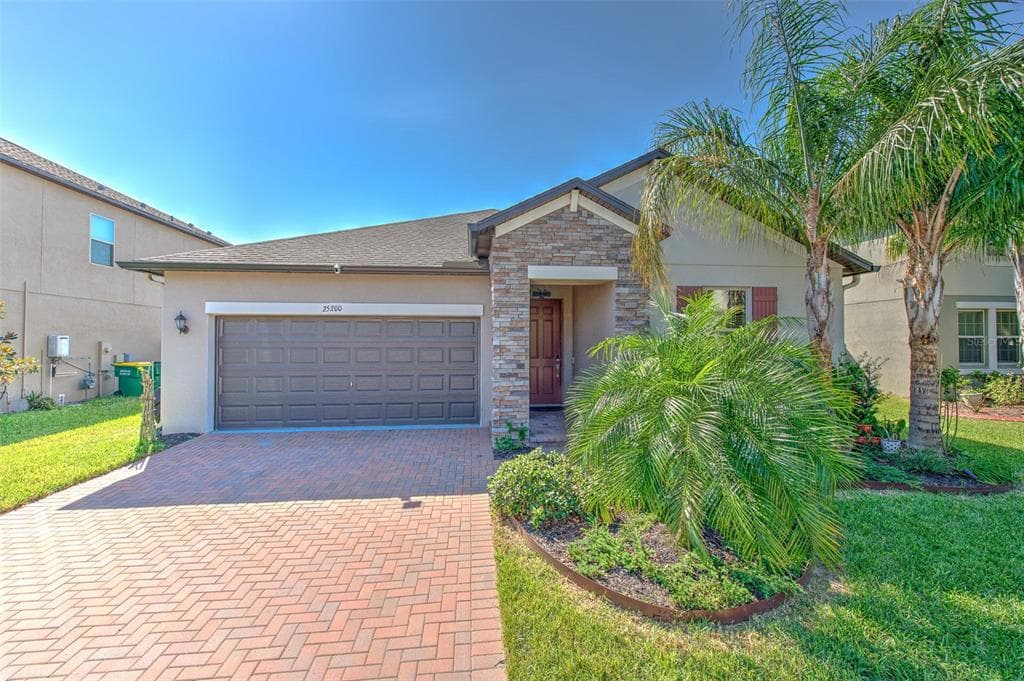 25200 LAMBRUSCO LOOP LUTZ, FL 33559